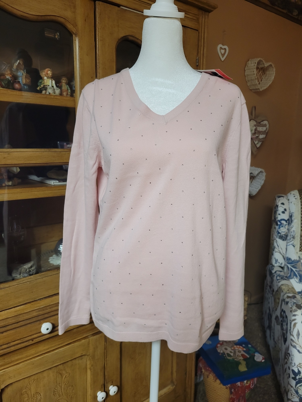 NWT DKNY Jeans Pink Rhinestone Embellished V Neck Sweater M
